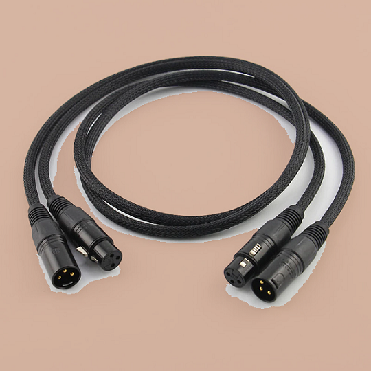 N&B 1 meter FXLR-MXLR copper Interconnect- black