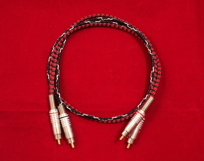Show product details for The Basic 2.5ft Pure Silver Audio Interconnect- Red/Black/White