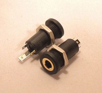 Philmore 70-534 1/8" plastic phone jack- stereo