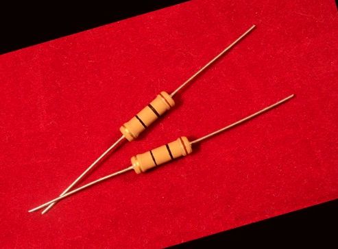 Stackpole CF2 33 ohm resistor